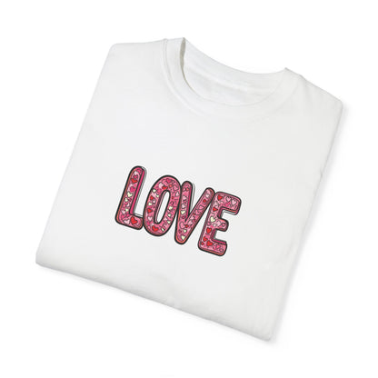 "Hearts in Love text" T-shirt