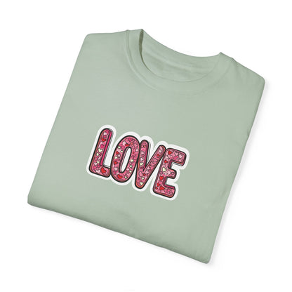 "Hearts in Love text" T-shirt